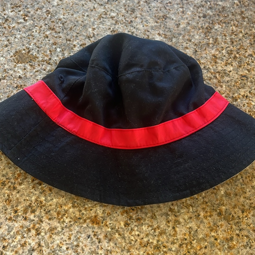 Mickey Reversible Hat - Picture 3 of 4
